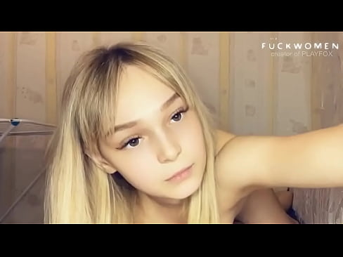❤️ Gabar dugsi oo aan dhergin ayaa siisa saaxiibkeed lacag la'aan afka ah ❤  Galmada dabada ❤